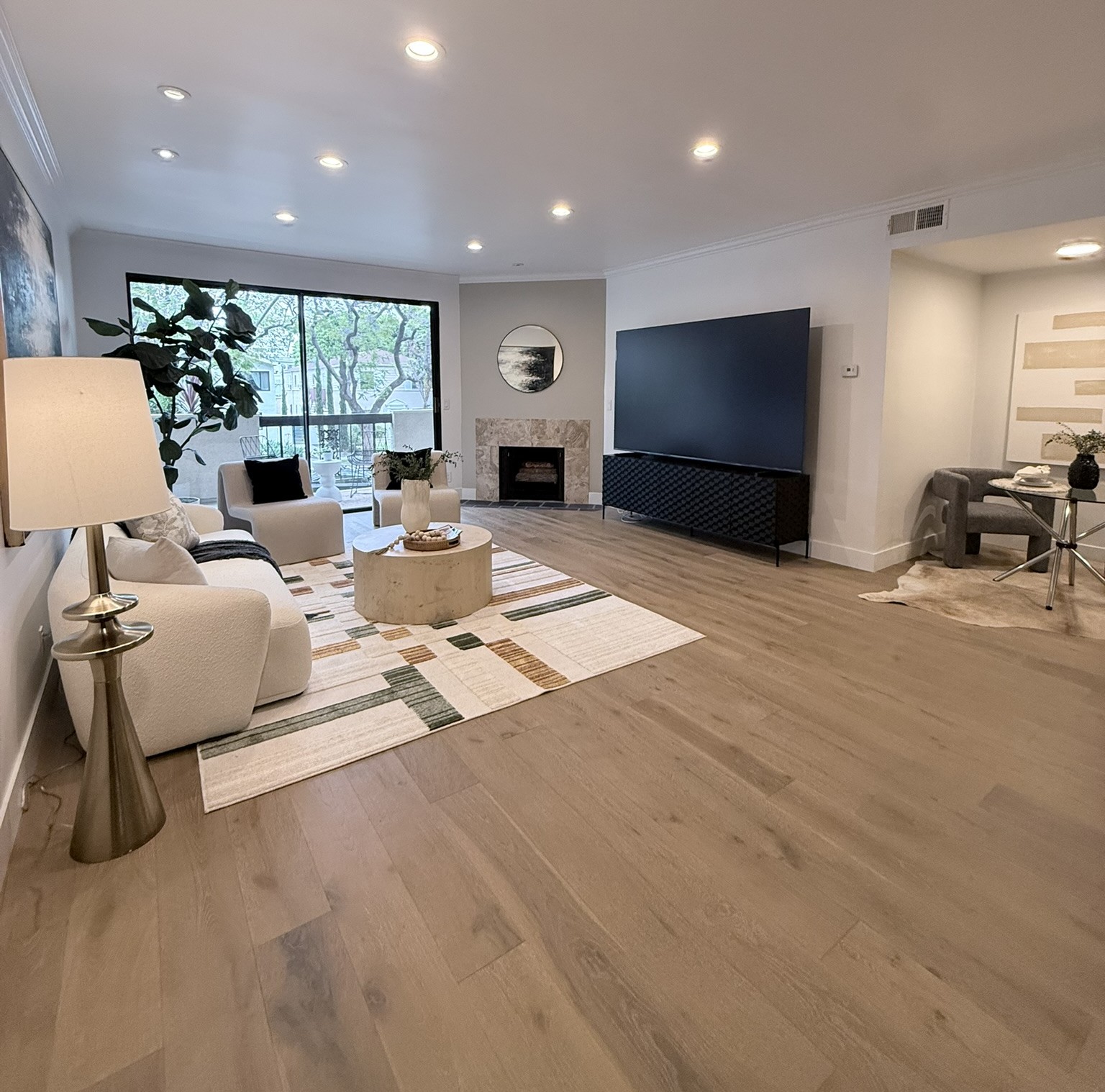 Living room 423 palm